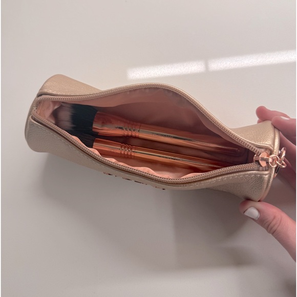 Sigma Bloom + Glow Brush Set & Beauty Bag - Rose Gold NWOT - Picture 7 of 12